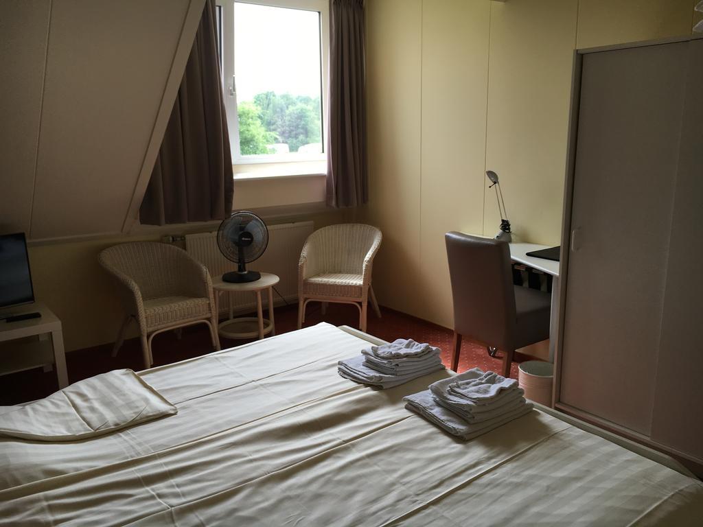 Recreatiecentrum De Kluft Ossenzijl Экстерьер фото
